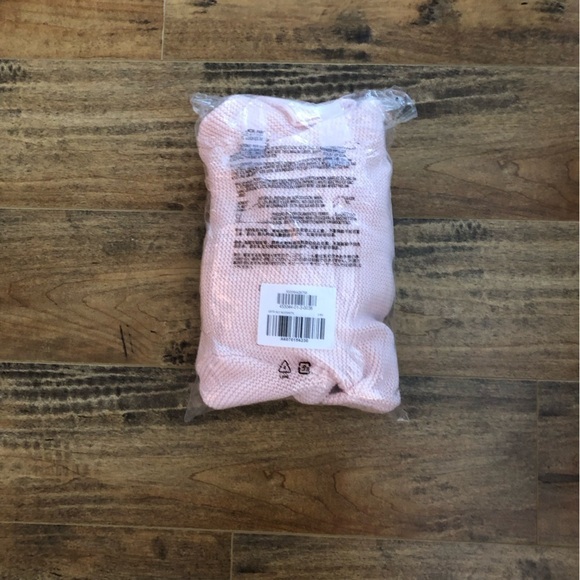 **HOST PICK** ***NWT*** GAP Baby Brannan Bear Sweater Outfit Set Pink 3-6 Months - Picture 7 of 7